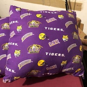 LSU pillows